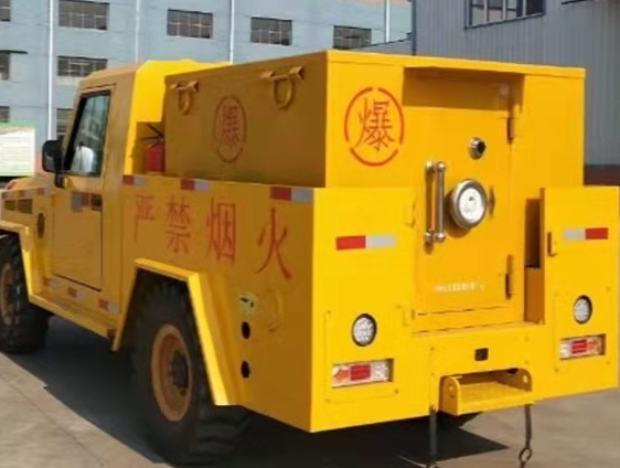 梁溪凯龙爆破器材运输车：保障爆破任务的安全运行